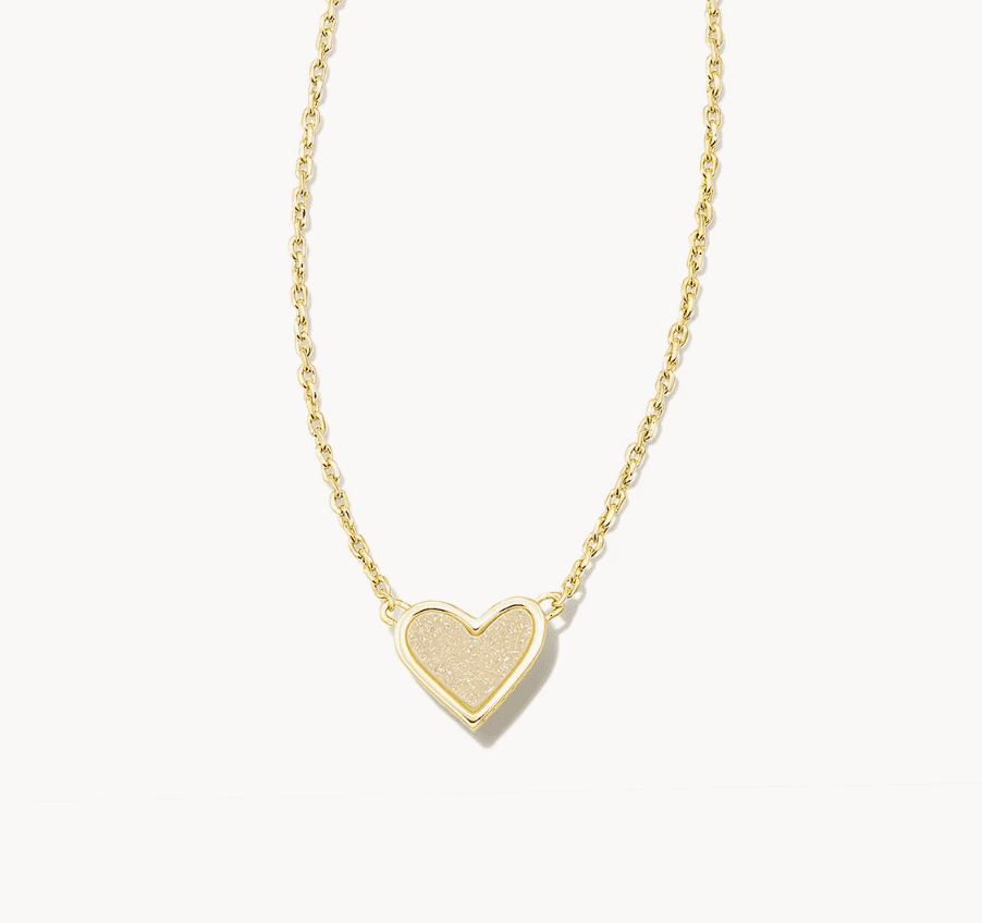 Kendra Scott - Ari Heart Gold Short Pendant Necklace